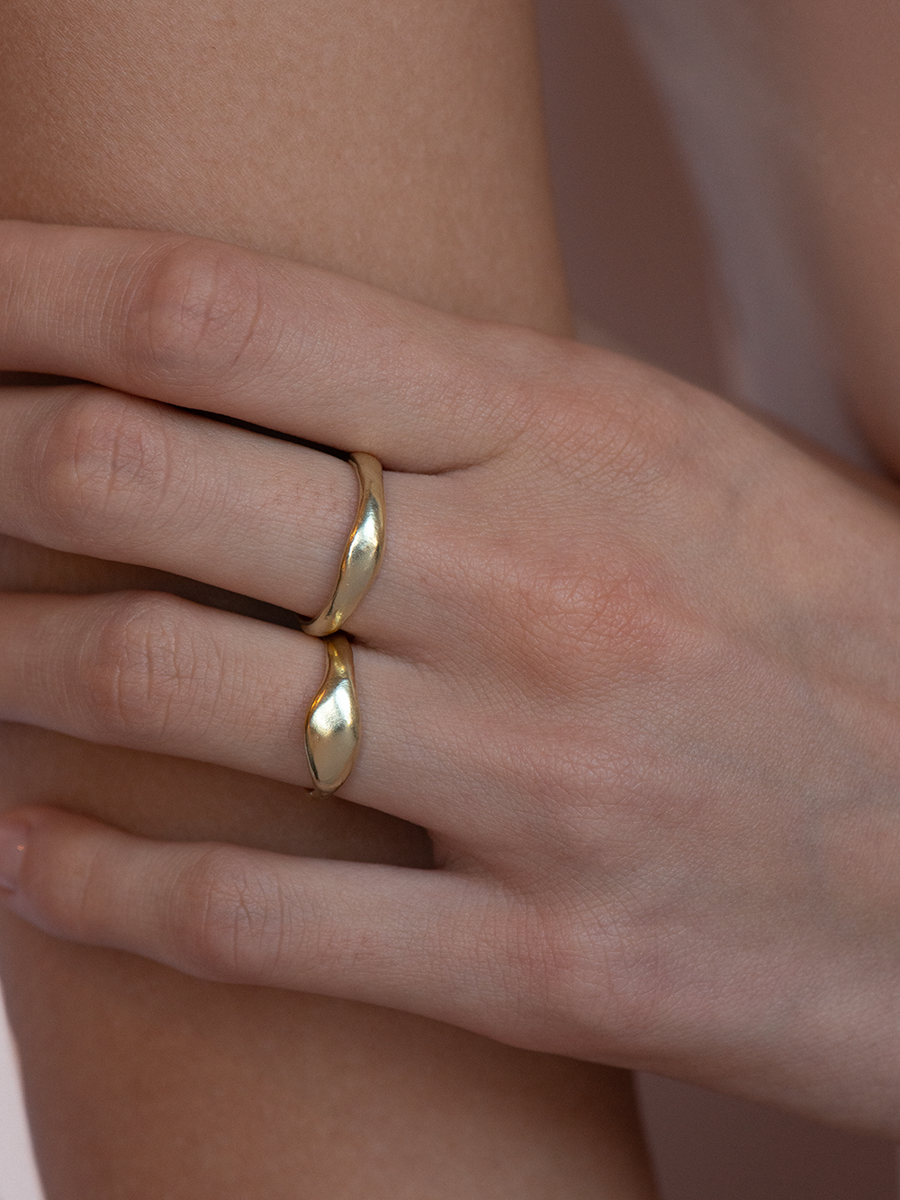 Walk on by | Gold Plated Silver