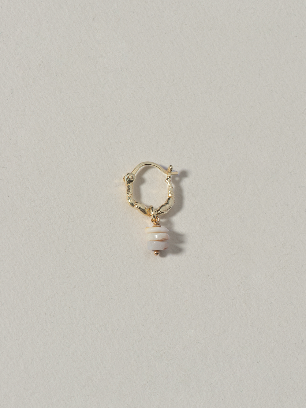 Sunny soldier - White Opal | Gold Plated Silver
