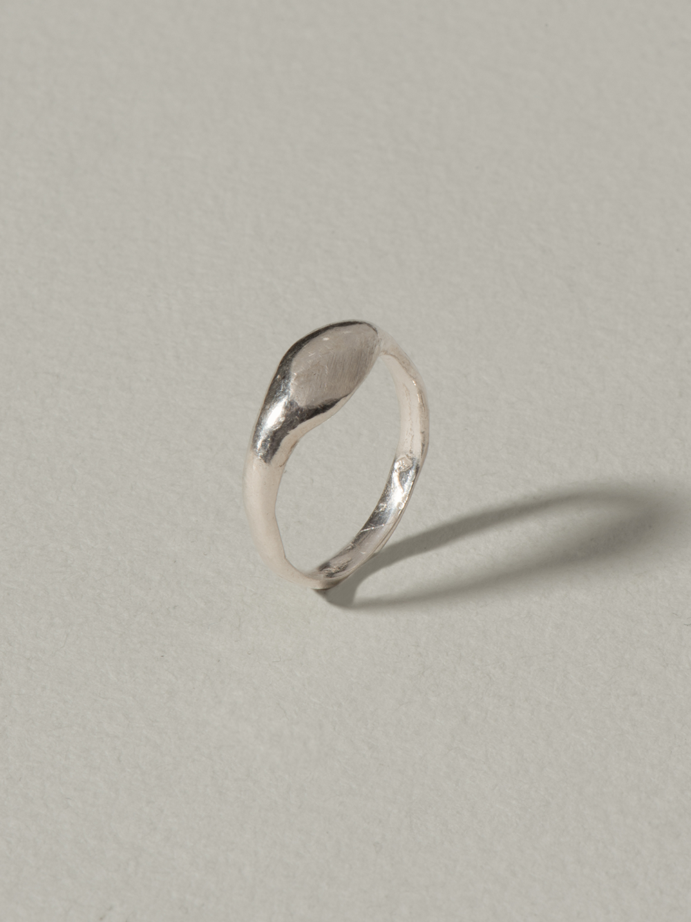 Walk on by | 925 Sterling Silver