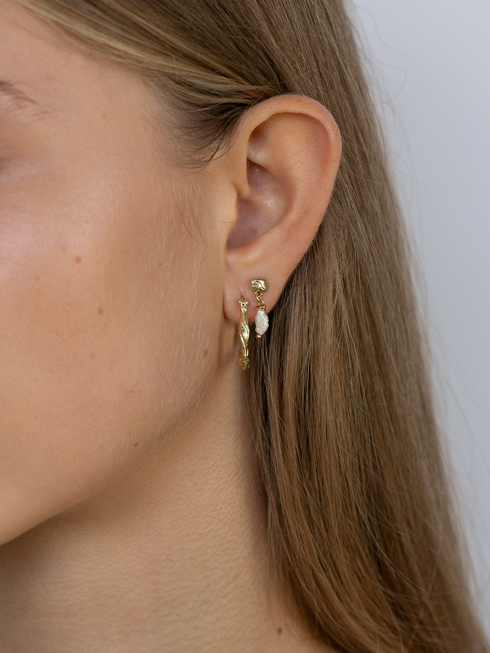 Island stud - Pearl | 14K Gold Plated