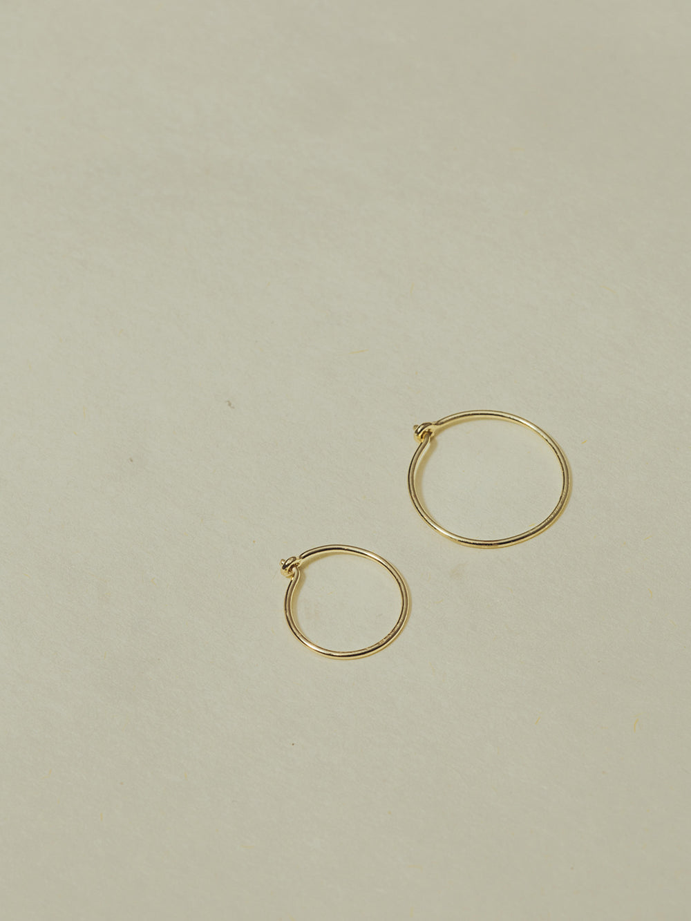 Round wire hoop | 14K Gold Plated